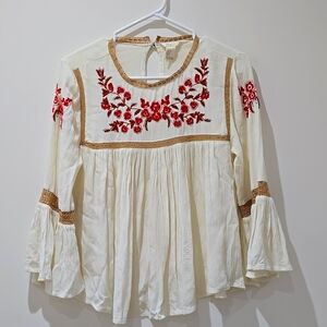 Forever 21 Bell sleeves Bohemian top